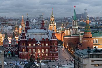 Вид на Исторический музей в сторону Красной площади