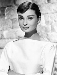Audrey Hepburn 1956om (3x4 cropped)