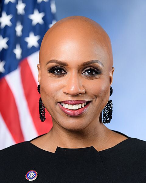 Ayanna Pressley 117 cropped