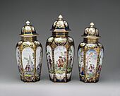 Covered vase MET DP260828