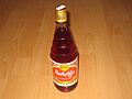 Eine Flasche Rooh Afza