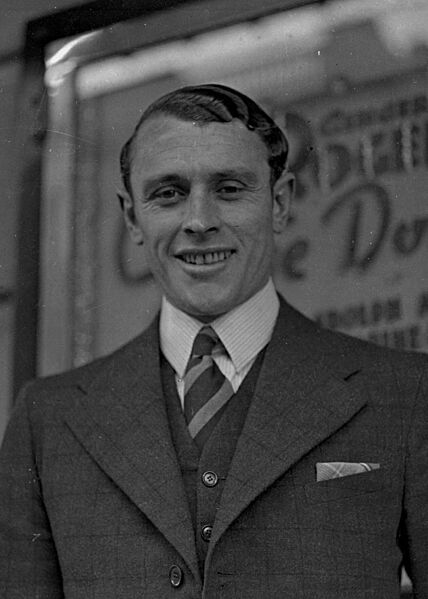 Haydn Bunton 1938