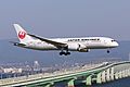 Japan Air Lines, JL816, Boeing 787-8 Dreamliner, JA821J, Arrived from Taipei, Kansai Airport (17186364062)