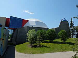 NE view from parking lot