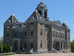 Nuckolls County Courthouse from NW 2