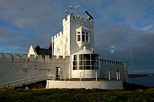 Point Lynas Lighthouse (2).jpg