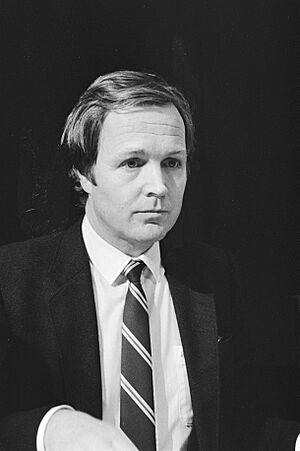 Portret van Jan Terlouw fractieleider van D66, Bestanddeelnr 931-2743.jpg
