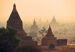 Ruins of Bagan, 1999