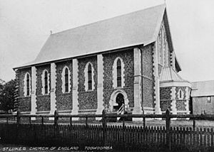 StateLibQld 1 158385 St. Lukes Church of England, Toowoomba, ca. 1902