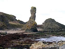 The Rock and Spindle - geograph.org.uk - 7348