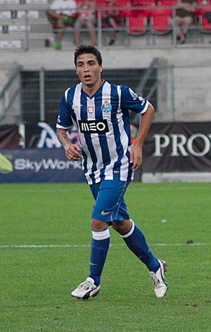 Valais Cup 2013 - OM-FC Porto 13-07-2013 - Josué Pesqueira.JPG