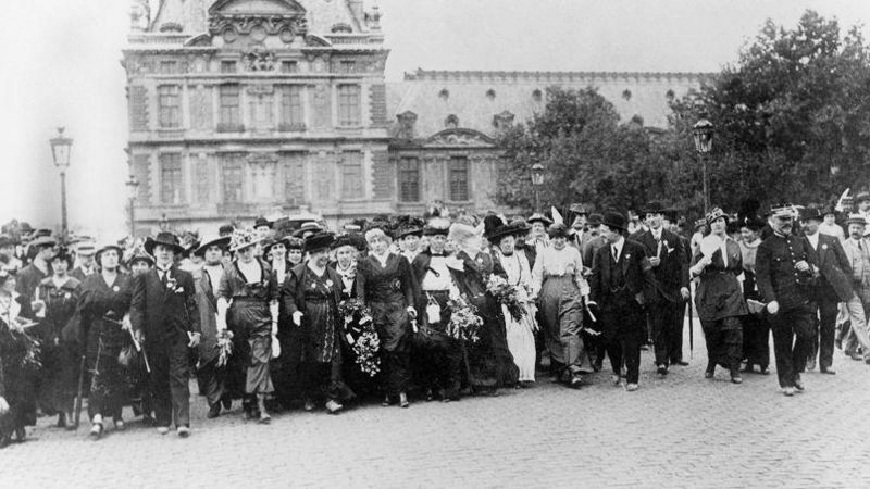 Womens suffrage demonstration in Paris on 5 July 1914 - Le Figaro