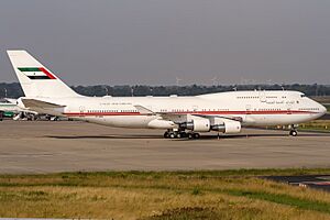 A6-MMM Dubai Air Wing - Royal Flight Boeing 747-422 @ Düsseldorf (DUS - EDDL) - 21.07.2016 (28438921006)