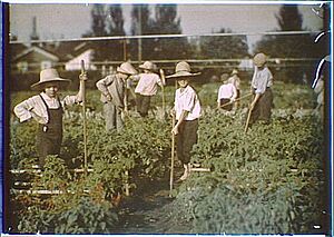 Children in the gardens of the National Cash Register Company, Dayton, Ohio LOC agc.7a17671