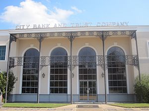 City Bank and Trust Co. of Natchitochnes, LA IMG 1968