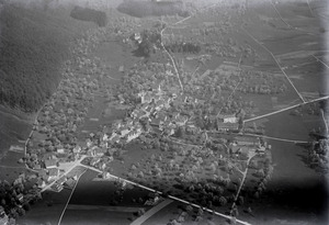 ETH-BIB-Hausen am Albis v. N. aus 500 m-Inlandflüge-LBS MH01-004113