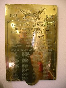 Greenhills Public School WW1 Memorial, Ayrshire