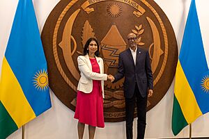 Home Secretary Suella Braverman shaking hands with Paul Kagame, President of Rwanda. (52760503043)