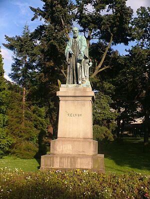 Lord Kelvin, Botanic park Belfast