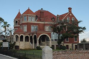 MoodyMansion