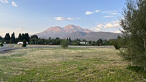 Mt. Shasta visible from the Mount Shasta city I-5 onramp