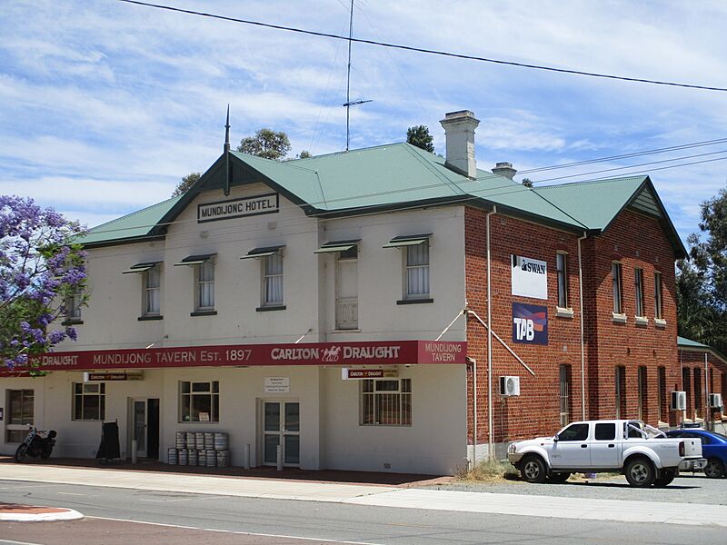 Mundijong Hotel, November 2019 01