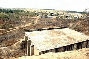 Operations and Signals Bunker (former), Stuart, Townsville, 1996.jpg
