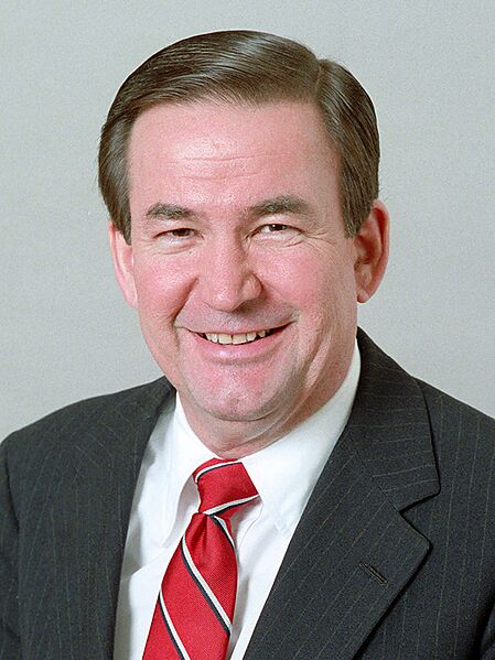 Pat Buchanan 1985b (cropped)