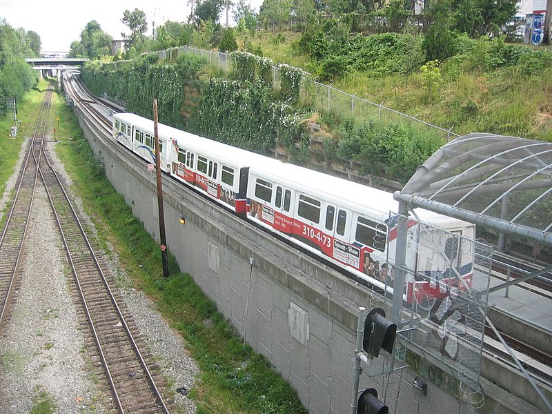 Skytrain-below