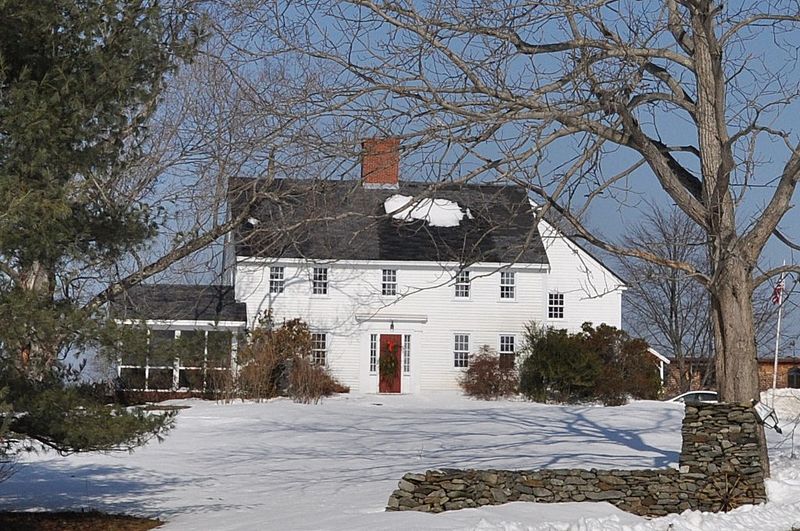 SouthHamptonNH StagecoachRoadFarmhouse