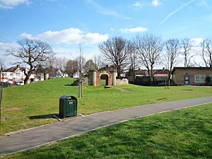 Southall Park - geograph.org.uk - 1268303