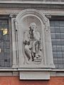 Statue of William Shakespeare, Hammersmith Library.jpg