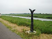 Sustrans Sculpture milepost by witham-Geograph-827244-by-Ian-Paterson