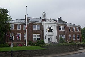 Town Hall of North Hempstead 220 Plandome Rd jeh