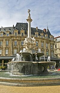 Valence-Fontaine