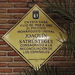 Aquí vivió Joaquín Satrústegui (cropped)