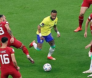 Brasil vs Serbia WC2022 (cropped)
