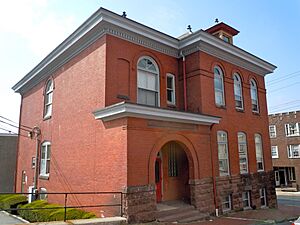 Cotton Maple School Reading