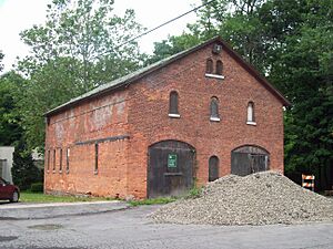 Deveaux School Historic District Barn Jun 09