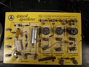 Electronic Vowel Synthesizer, Bell System Science Experiment No.3