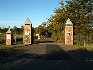 Entrance to Palacerigg Country Park - geograph.org.uk - 560657
