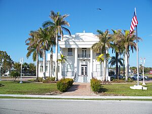 Everglades City FL old crths01