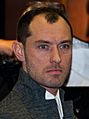 Jude Law 2013 (cropped)