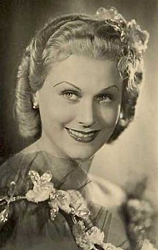 Marika Rökk Postcard 1939
