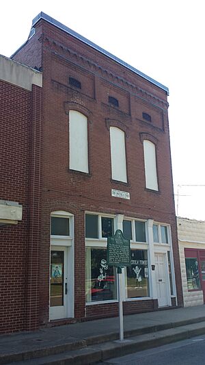 Osceola Times Building 001
