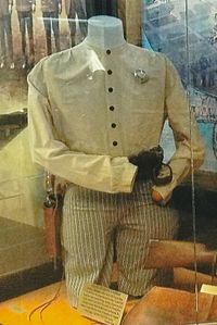 Phoenix-Phoenix Police Museum-Henry Garfias sheriff clothes-1