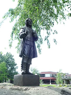 RWU Roger Williams Statue.jpg