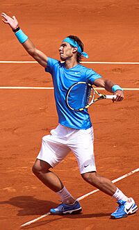 Rafael Nadal 2011 Roland Garros 2011-crop