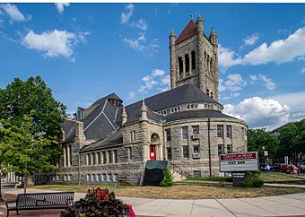 Trinity Methodist Episcopal Church (New Britain, Connecticut).jpg