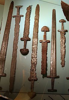 Espadas vikingas en el Museo de Bergen